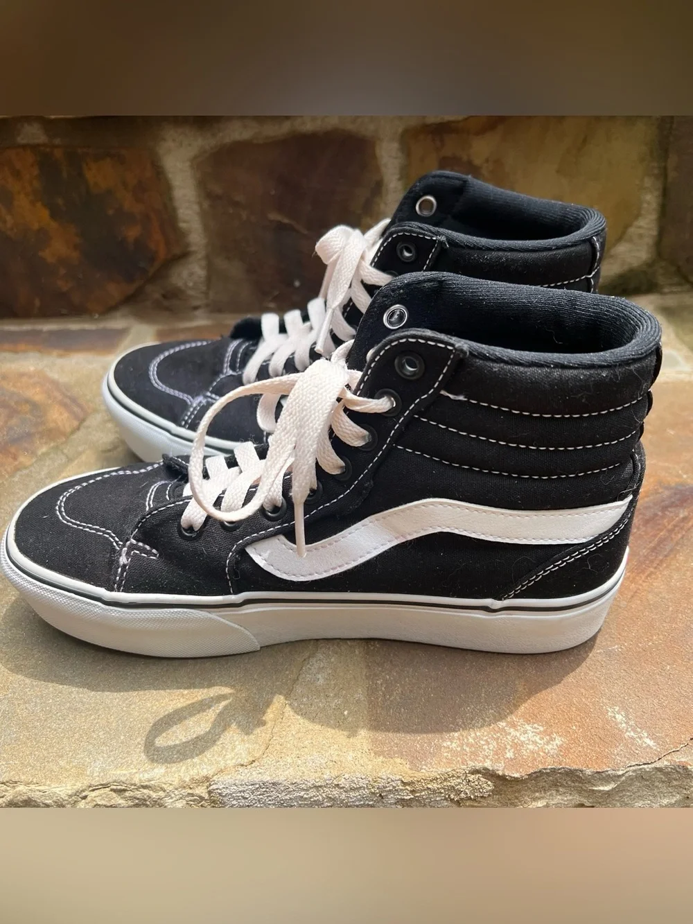 Vans SK-8 Women’s Size 7 Black & White High-Top Skate Sneakers